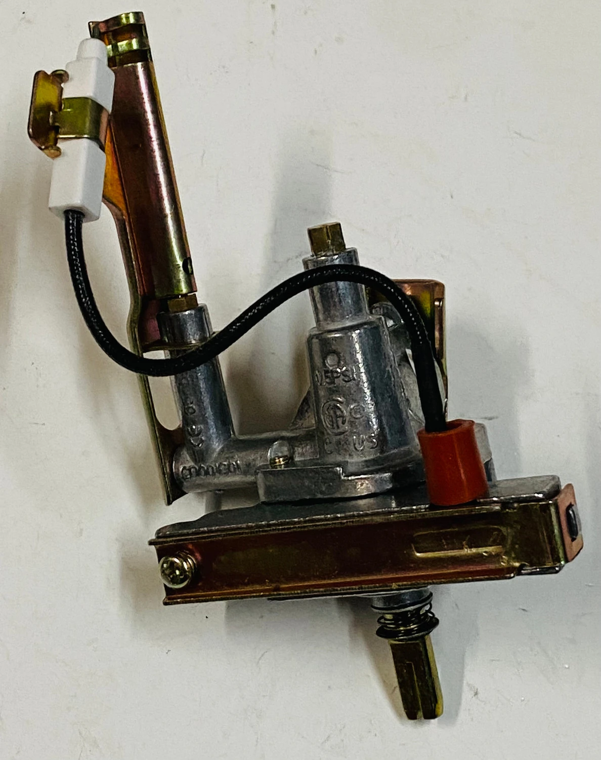 RCS Main LP Valve RON27A, 30A, 36A, 38A, 42A, Cutlass Series - RONO45